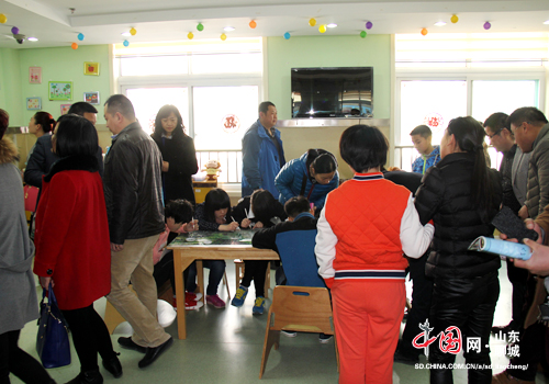 弘扬正能量做好中国人探访聊城儿童福利院