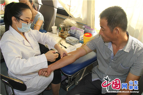 聊城市民积极献血支援天津 血站呼吁市民把爱
