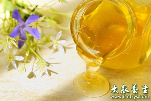 喝蜂蜜可预防夏季皮肤过敏 - 中国网要闻 - 中国