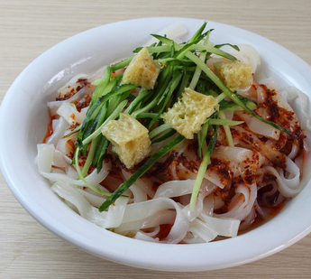 曝學校食堂供剩飯 盤點各大高校的食堂伙食（組圖）