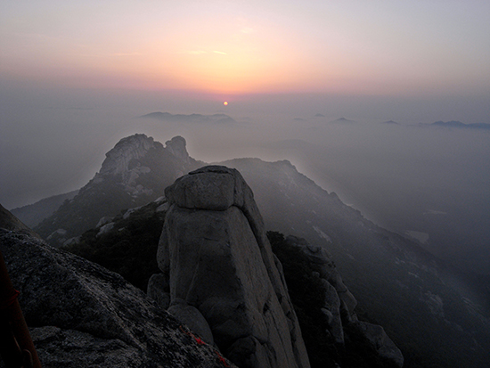 天下奇石第一山 嶧山 （組圖）