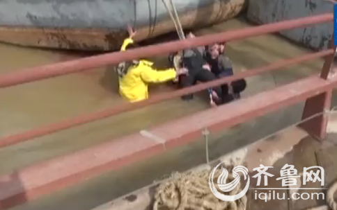 濟南一男子被螺旋槳捲入黃河 消防官兵緊急施救