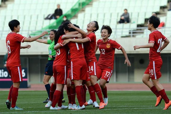 （體壇聚焦）足球——女足奧預賽：中國隊勝南韓隊