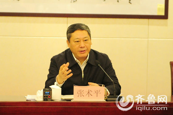 临沂市市长张术平认为，金融扶贫是治本之策。