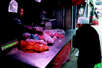淄博：“豬週期”再上演 精肉17.5一斤比春節價高