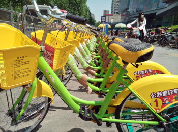 公共自行车驶进淄博城区 市民交400元可免费使用1月