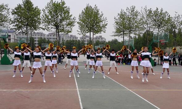 昌乐二中在全县中小学生阳光体育健身赛中喜获佳绩