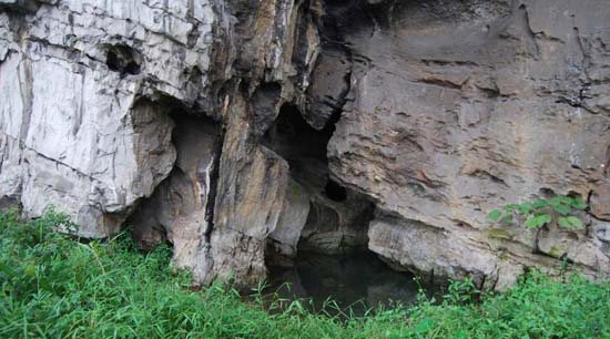 貴州驚現地下溶洞 出現溶洞原因暫時不明