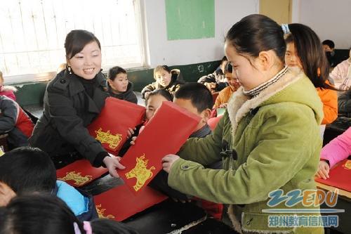 老師給考生送紅包 誰是2016高考最幸福考生（組圖）