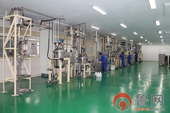 全球首條百噸級二氧化鈦光催化生産線在臨沂市羅莊區建成投産