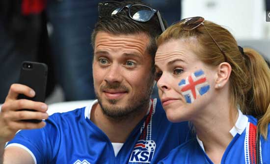 冰岛赛后霸气庆祝仪式 维京人来袭爆冷英格兰(图)