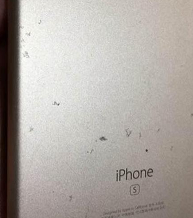 手机也会氧化？iphone6s氧化掉漆锈迹斑斑 苹果：暂时不能处理（组图）