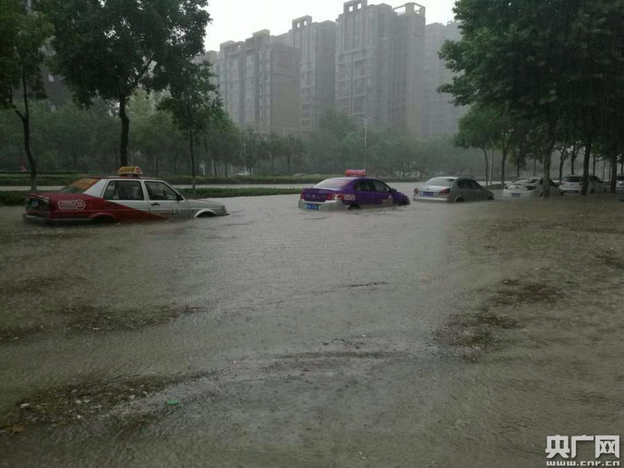 河南新乡全城被淹 遭遇百年一遇大暴雨(组图)