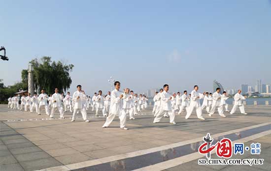 河东区举行庆建党95周年中老年文体健身展演活动