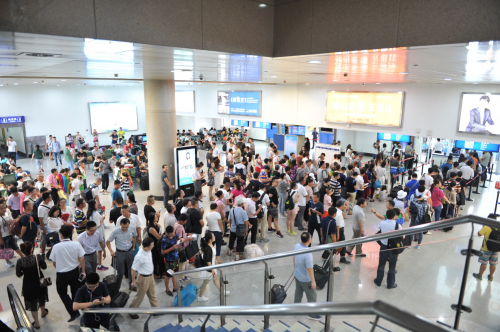 青島迎來夏季旅遊高峰 機場旅客量同比增長14%（圖）