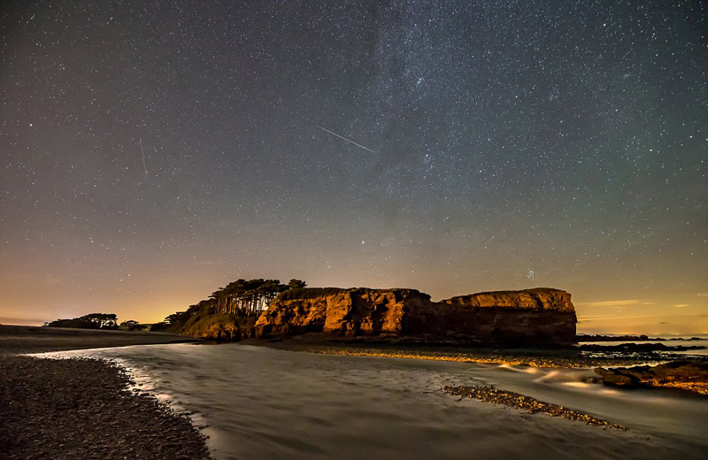 英國 
英仙座流星雨 
 
夜空 
 
美景 
引關注