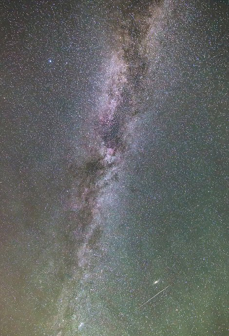 英國 
英仙座流星雨 
 
夜空 
 
美景 
引關注