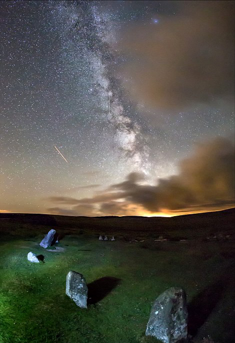 英國 
英仙座流星雨 
 
夜空 
 
美景 
引關注