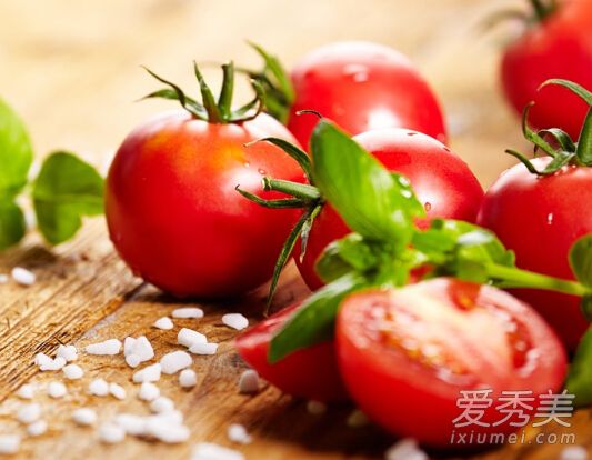 西红柿和5种食物相克 吃西红柿的注意事项