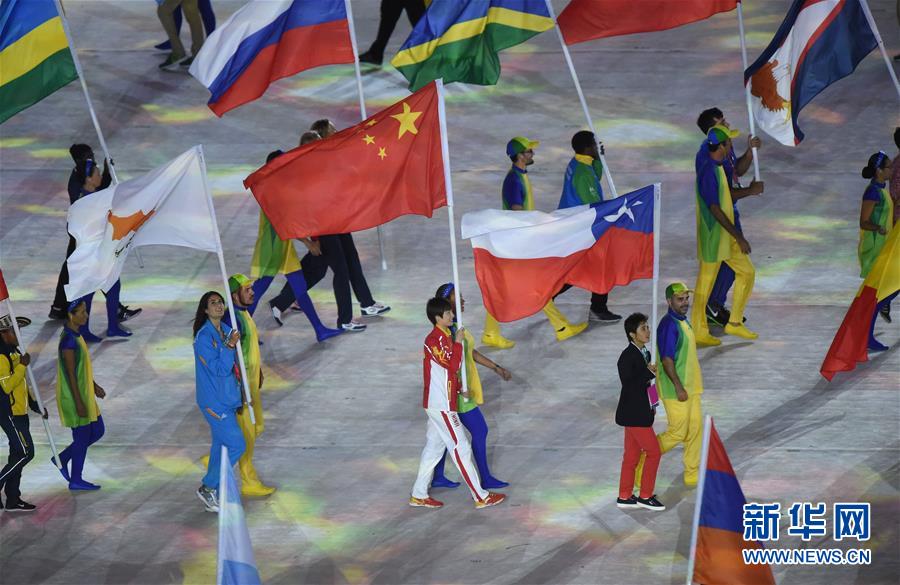 里约奥运会闭幕式 丁宁成为中国奥运代表团闭幕式旗手（组图）