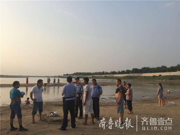 濟南黃河邊兩兒童落水，一人被救一人生死未卜