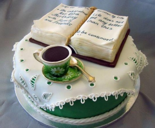 创意“书本蛋糕” 讨厌读书就啃了它们吧！