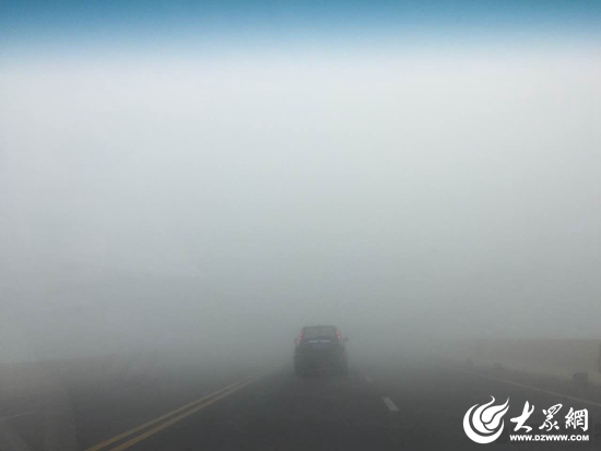 日照发布大雾橙色预警信号 部分地区能见度小于200米
