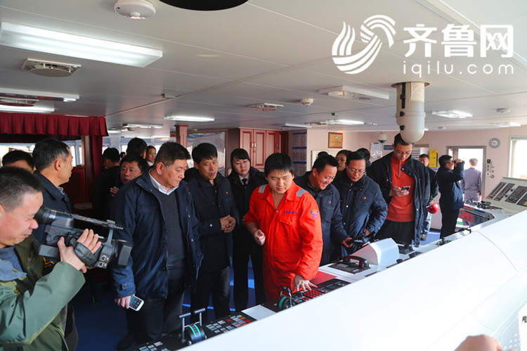 日照市海事局组织开展“北海救117”轮船公众开放活动