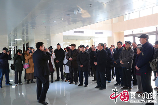 濱州市老幹部活動中心組織80余名老幹部參觀考察