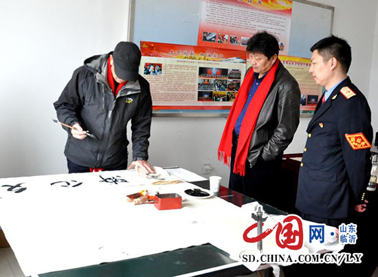 濟南鐵路局形勢任務文藝宣傳小分隊來沂蒙老區慰問演出