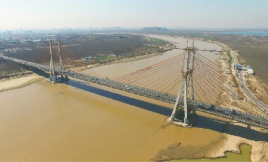 3座黄河大桥鲁A牌照免费通行满1年 1500万车次免费过河