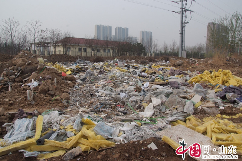 濱州：彭李街道辦事處應民意快速清除“垃圾場”（圖）