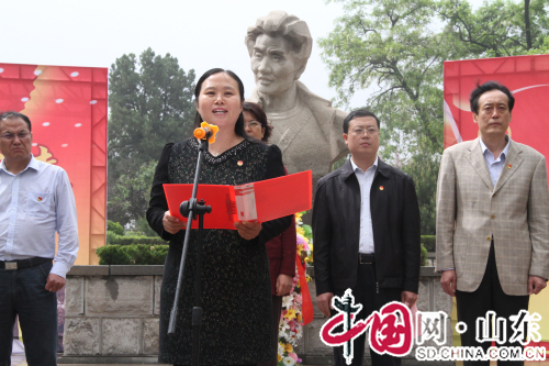 淄博市在焦裕祿紀念館舉行 “不忘初心跟黨走”主題團日示範活動     