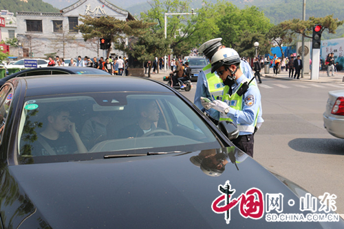 泰山景區交警大隊紮實做好道路交通事故預防工作（圖）