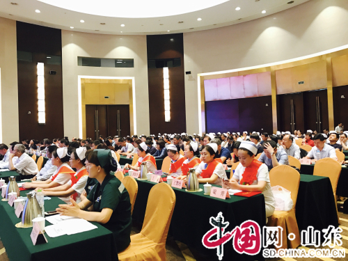 淄博市隆重召開“5·12”國際護士節慶祝大會（組圖）