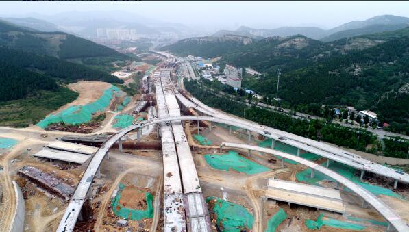 濟南最大互通立交橋呈現雛形 面積相當50個足球場