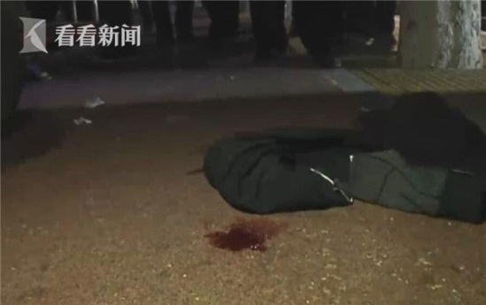 走夜路的人注意了!河南男子深夜骑行遭"无影手"割头鲜血直流