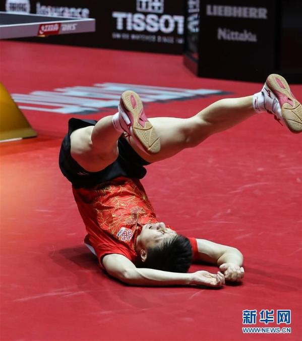 马龙世乒赛夺男单冠军 4比3险胜小胖樊振东(组图)