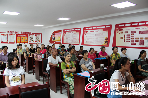 淄博市食药检院开展食品药品大讲堂进社区 共建文明城市（组图）