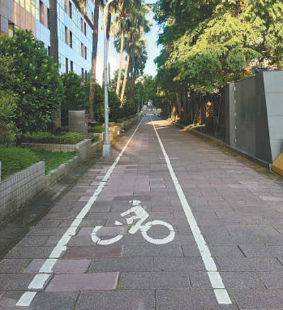 台北市自行車道。本報記者 王 堯攝