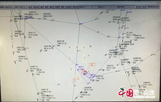 日照机场完成南航大ADS-B设备安装(组图)