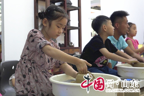 第十七届中国(淄博)国际陶瓷博览会陶瓷文化现场展示与体验引关注(组图)