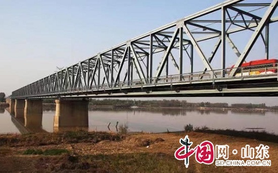 收费31年今日已成历史 滨州黄河大桥展开河两岸交流新局面