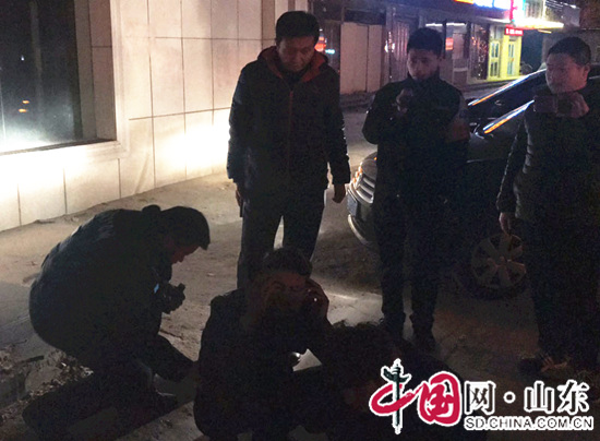 滨州：滨城警方打掉一扒窃团伙 缴获手机16部