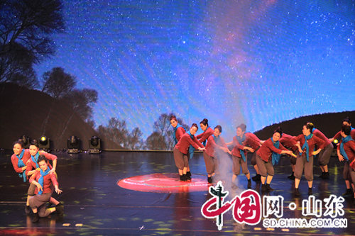 淄博市文化館中老年民族舞團第二次登上央視舞臺 參演2018中國民族春節聯歡晚會