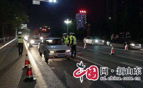 淄博交警“凈化四號”行動為群眾“五一”出行營造良好交通環境