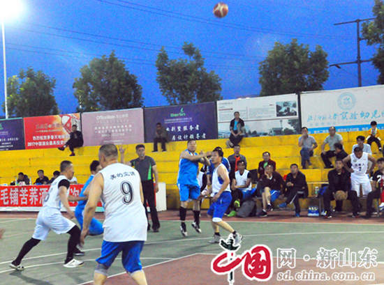 山东省滨州市举办第三届中老年篮球邀请赛 14支队伍参加