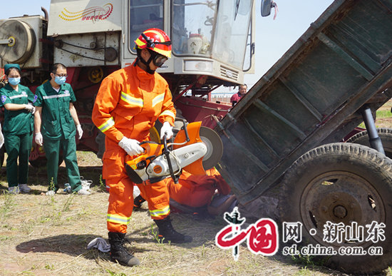 全市農機事故應急處置演練在淄川經濟開發區舉行