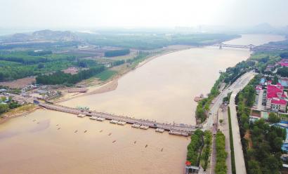 黄河济南段浮桥开始拆除行洪 目前已经拆除10座