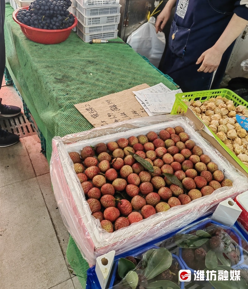 桂花香潍坊“抢鲜”上市，春天的第一口荔枝不便宜